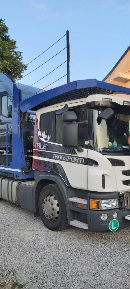 Foliranje tovornih vozil Scania z dizajnom po meri 65.