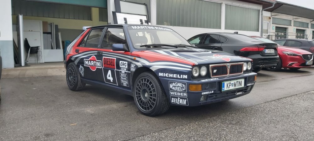 Racing dizajn Martini Racing na vozilu Lancia Evolution 68.