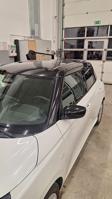Polepitev avtomobila Suzuki Swift.